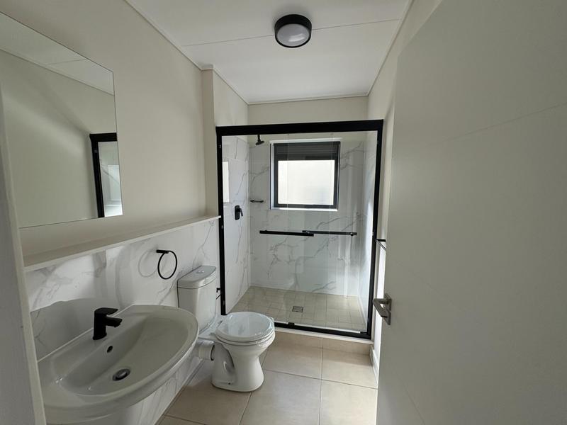 To Let 1 Bedroom Property for Rent in Richwood Western Cape